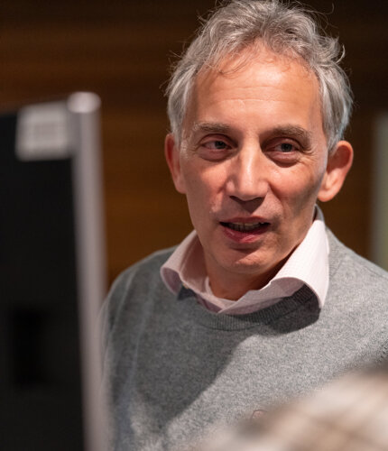 Onderwijs in beweging: de visie van Serge Wallagh op HBO-ICT