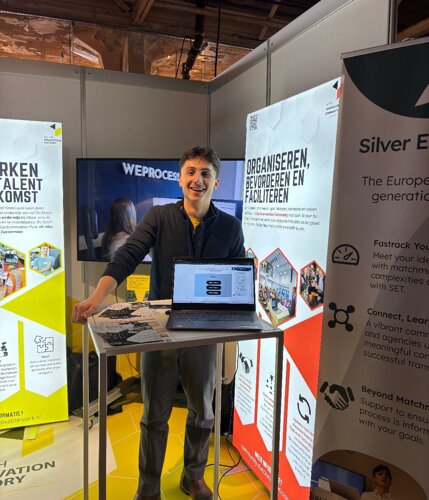 Startup minor: “Mom, I’m on Forbes at 22!”